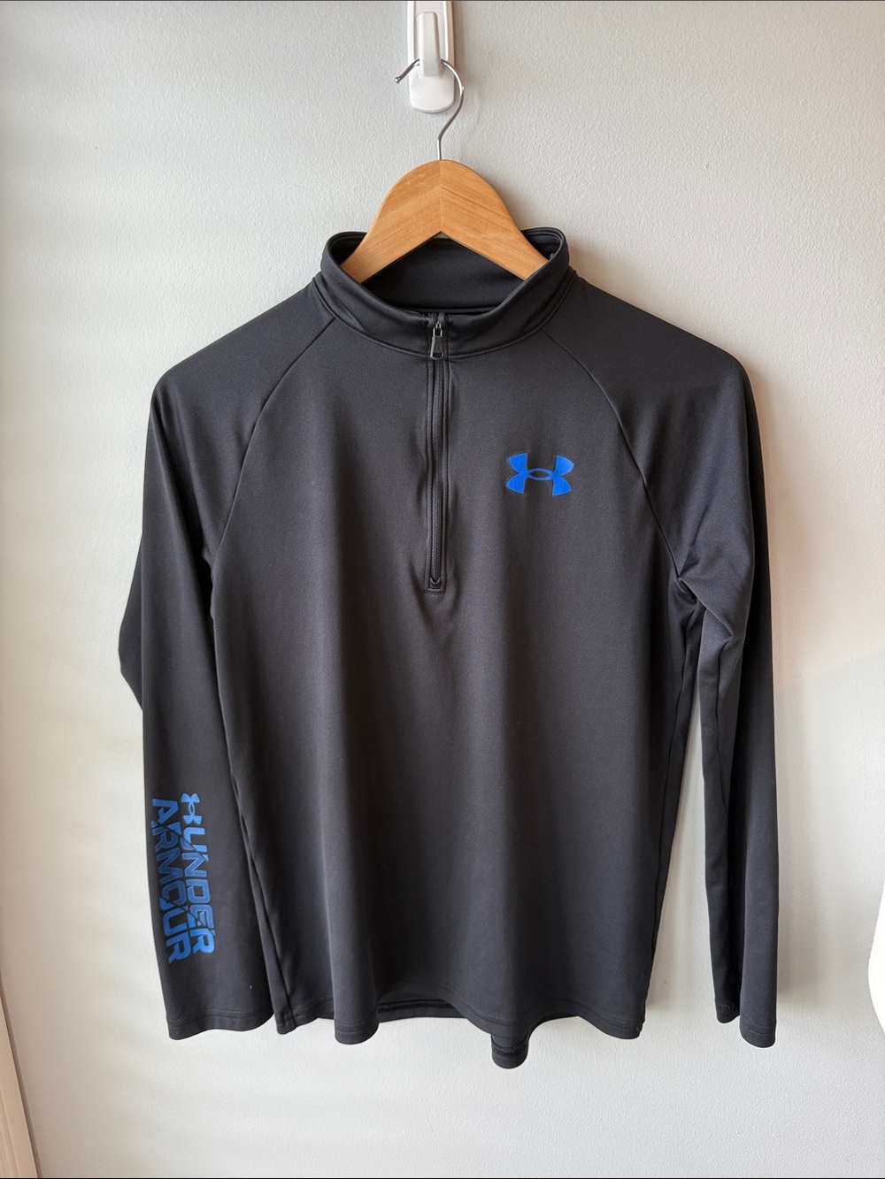 Under Armour Boys Blue Logo Sleeve Half Zip Long Sleeve